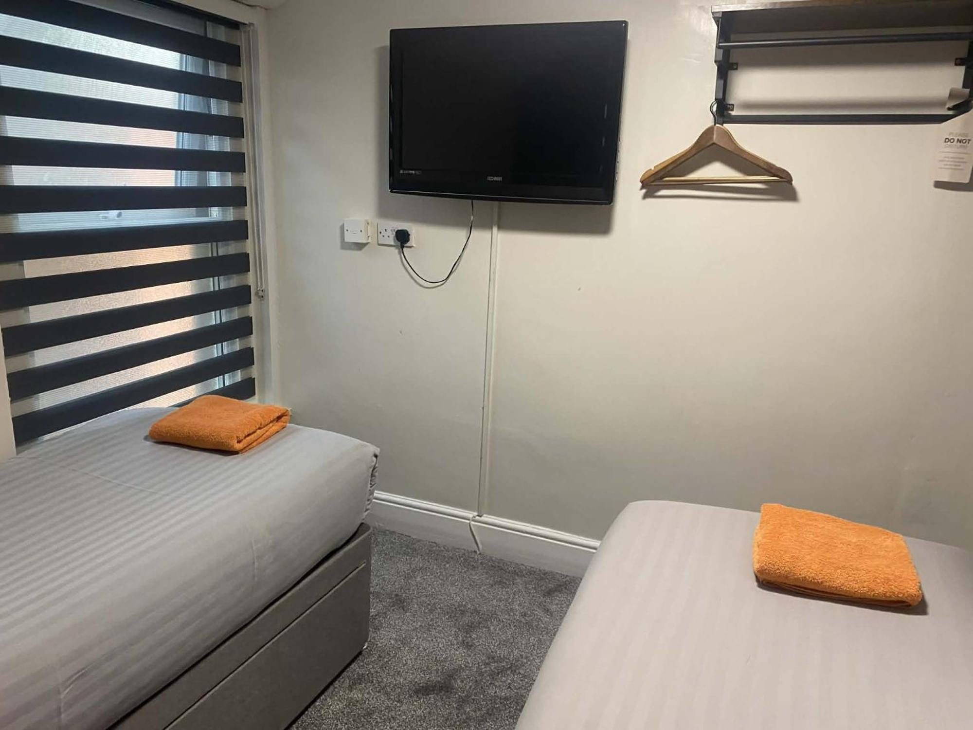 Malibu Hotel — Photos 1